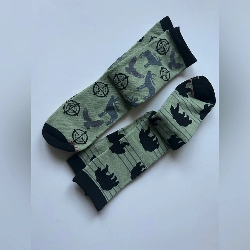 2 Mossy Oak Crew socks